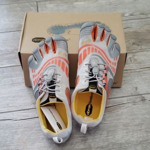Vibram Five Fingers KomodoSport LS